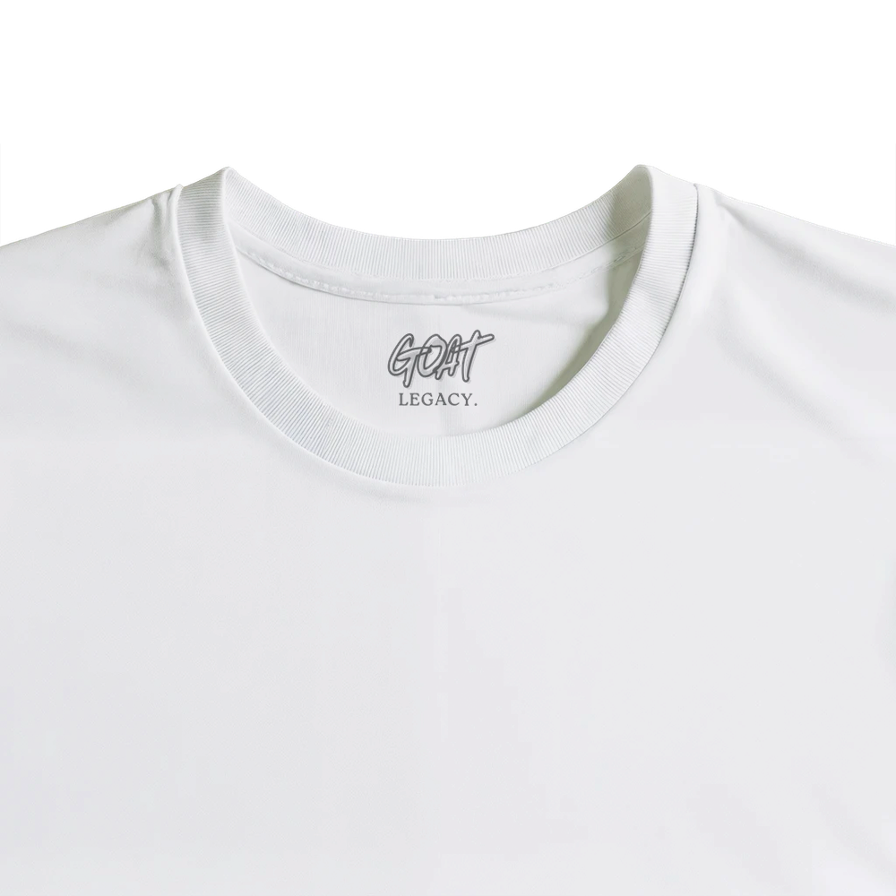 T-shirt GOAT. Signed white
